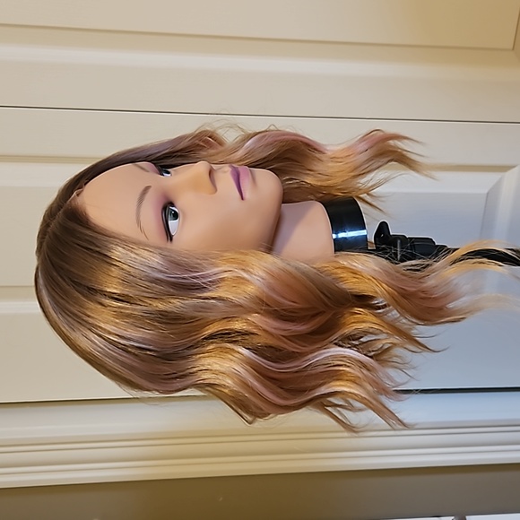 Lace front wig - Picture 4 of 6